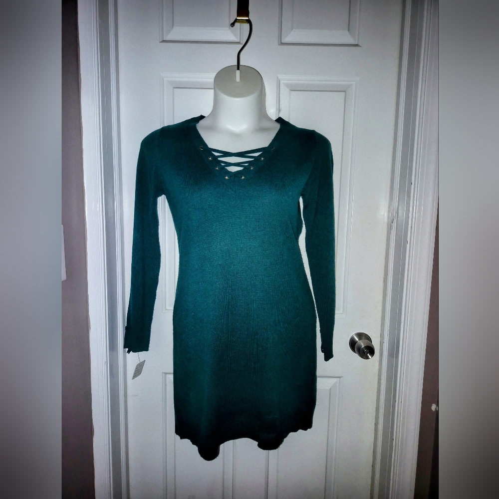 IZ Byer Emerald Green Lace Up Detail Long Sleeve Sweater Dress Sz L